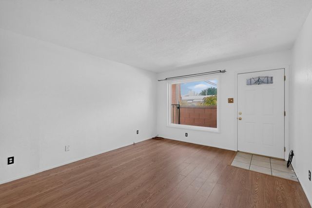 11604 Rosemont Avenue NE, Albuquerque, NM 87112