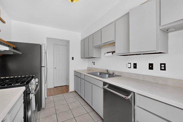 11604 Rosemont Avenue NE, Albuquerque, NM 87112