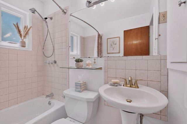 11604 Rosemont Avenue NE, Albuquerque, NM 87112