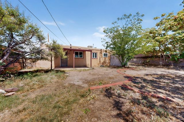 11604 Rosemont Avenue NE, Albuquerque, NM 87112