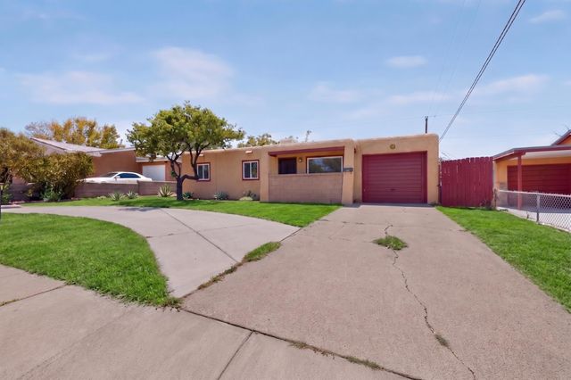 11604 Rosemont Avenue NE, Albuquerque, NM 87112