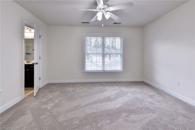 225 Quarterpath RD, Williamsburg, VA 23185