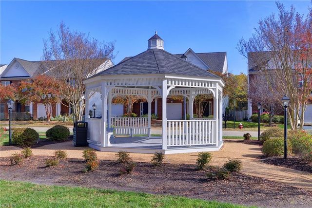 225 Quarterpath RD, Williamsburg, VA 23185