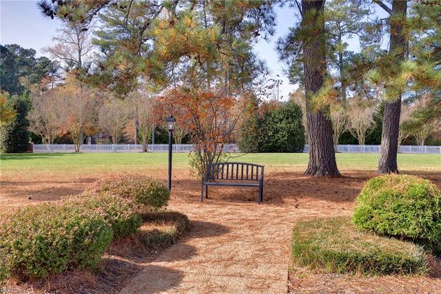 225 Quarterpath RD, Williamsburg, VA 23185