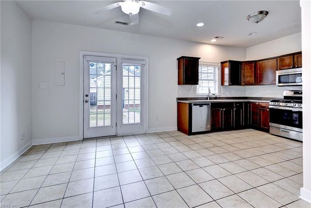 225 Quarterpath RD, Williamsburg, VA 23185