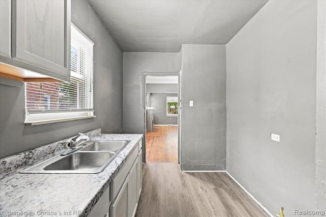 10024 Mark Twain Street, Detroit, MI 48227