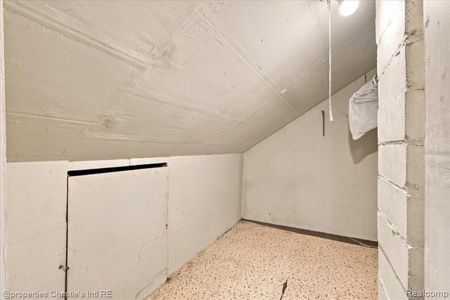10024 Mark Twain Street, Detroit, MI 48227