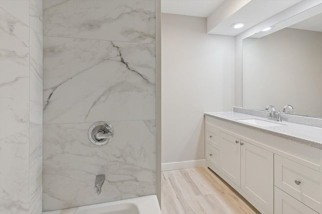 3750 Eastwood Court, Bettendorf, IA 52722