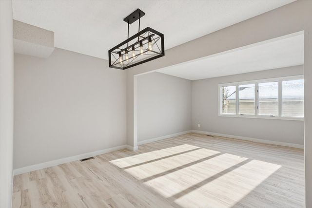 3750 Eastwood Court, Bettendorf, IA 52722