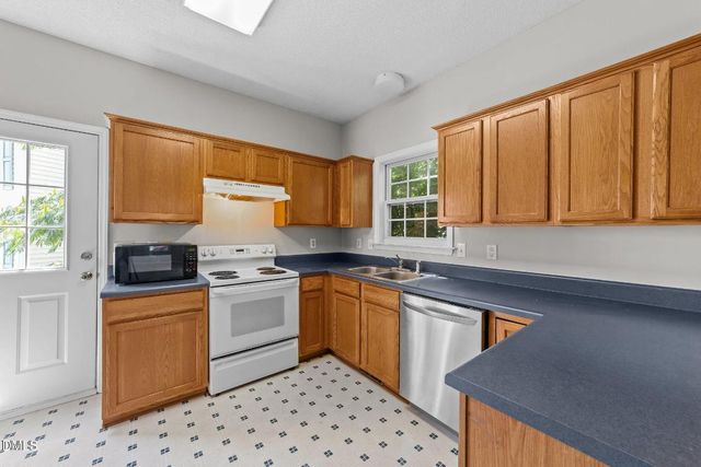 108 Tarlow Court, Cary, NC 27513