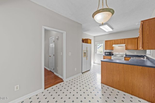 108 Tarlow Court, Cary, NC 27513