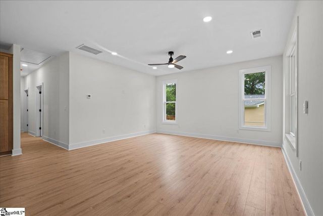 119A Woodland Drive, Fountain Inn, SC 29644