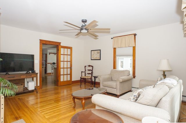 172 Sutton St, Northbridge, MA 01534