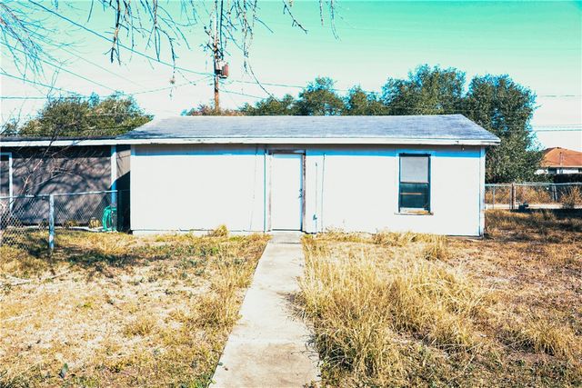 1023 Ross Ave, Alice, TX 78332