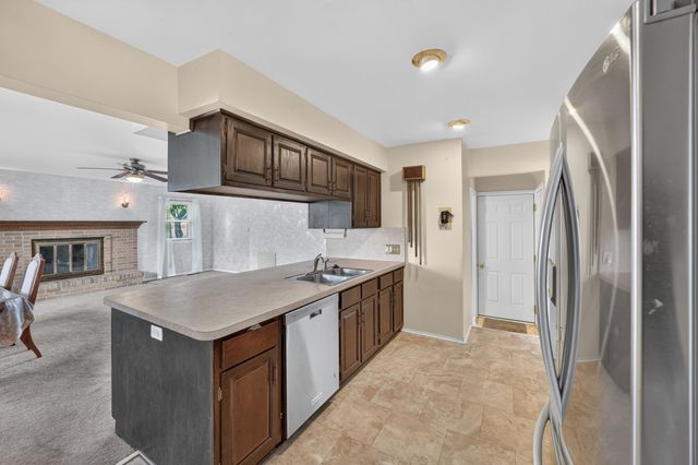 280 Clinton River Drive, Mount Clemens, MI 48043