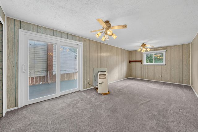 280 Clinton River Drive, Mount Clemens, MI 48043
