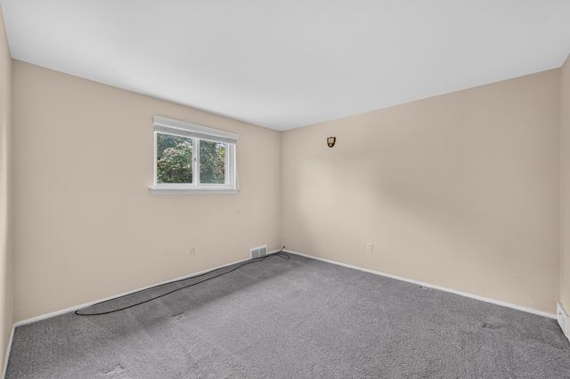 280 Clinton River Drive, Mount Clemens, MI 48043