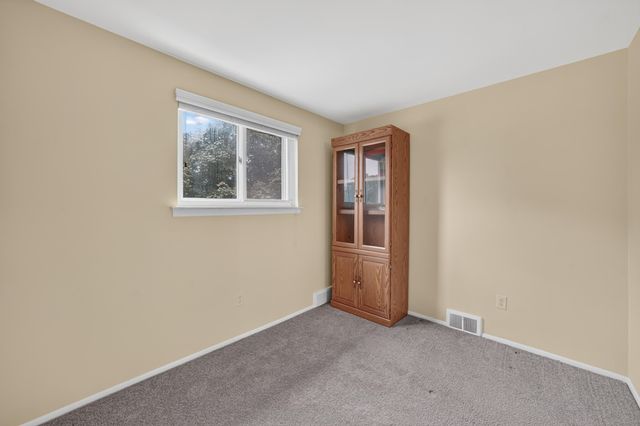 280 Clinton River Drive, Mount Clemens, MI 48043