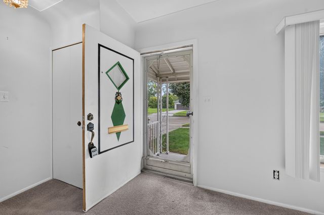 280 Clinton River Drive, Mount Clemens, MI 48043