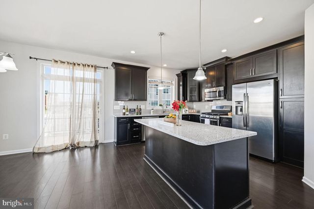 23445 MILLVILLE WOODS SQ, Ashburn, VA 20148