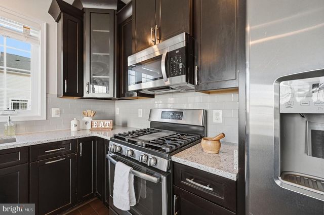 23445 MILLVILLE WOODS SQ, Ashburn, VA 20148