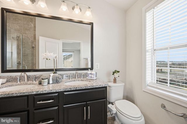 23445 MILLVILLE WOODS SQ, Ashburn, VA 20148