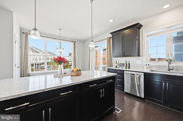 23445 MILLVILLE WOODS SQ, Ashburn, VA 20148