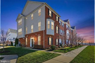 23445 MILLVILLE WOODS SQ, Ashburn, VA 20148