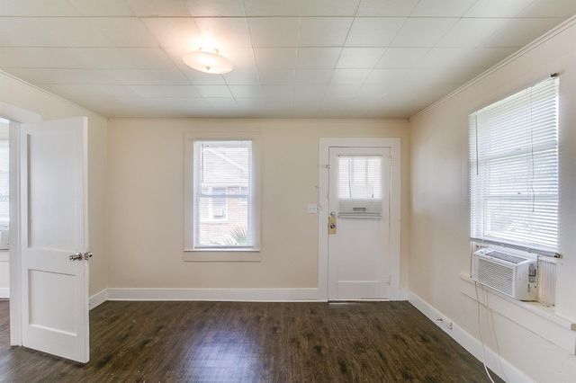 8402 Brockton Street, Houston, TX 77017