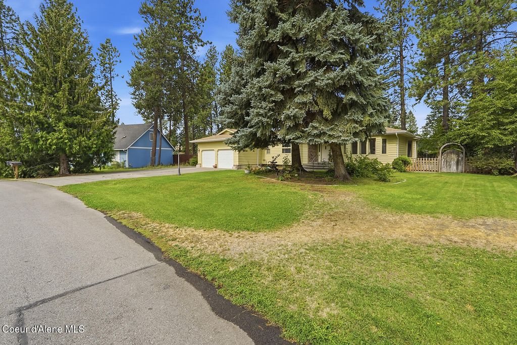 5512 N Parkwood CIR, Coeur d'Alene, ID 83815 photo 3