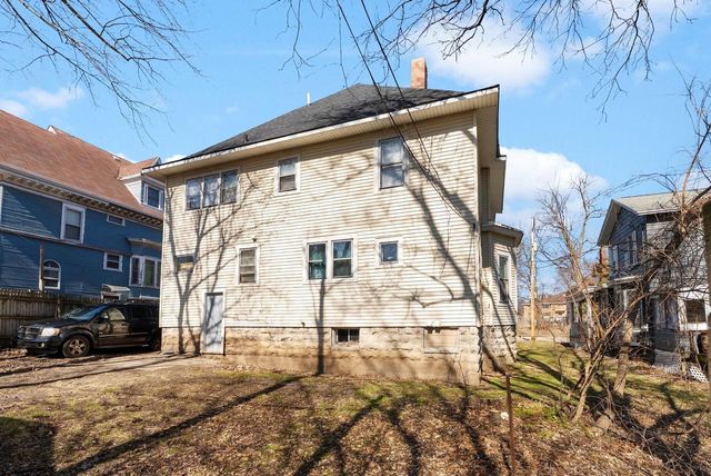 808 E Court Street, Janesville, WI 53545