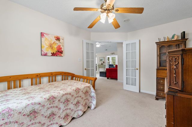 459 Pepper Breeze Ave., Calabash, NC 28467