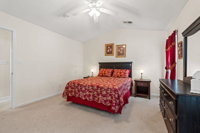 459 Pepper Breeze Ave., Calabash, NC 28467