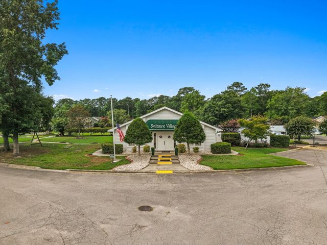 459 Pepper Breeze Ave., Calabash, NC 28467