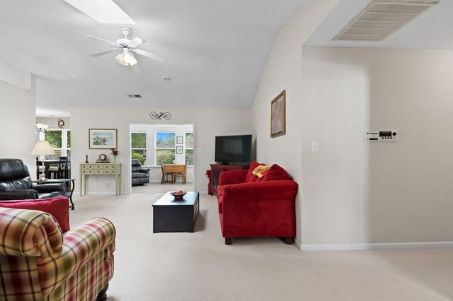 459 Pepper Breeze Ave., Calabash, NC 28467