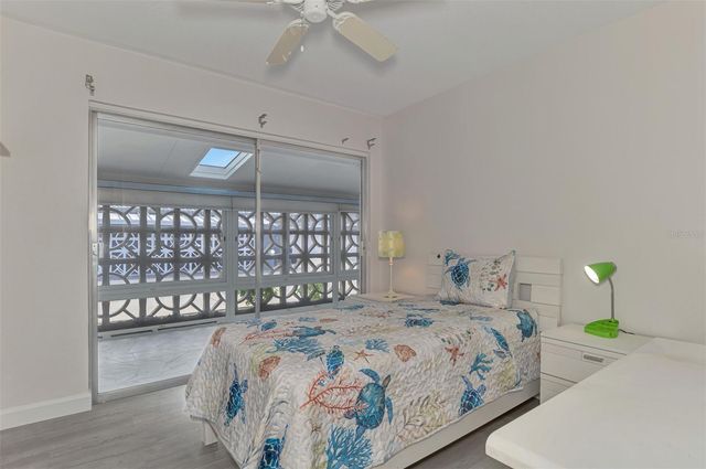 1205 TARPON CENTER DRIVE E2, Venice, FL 34285