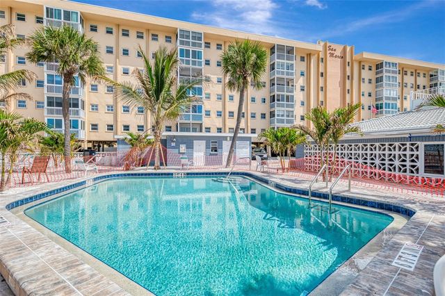 1205 TARPON CENTER DRIVE E2, Venice, FL 34285