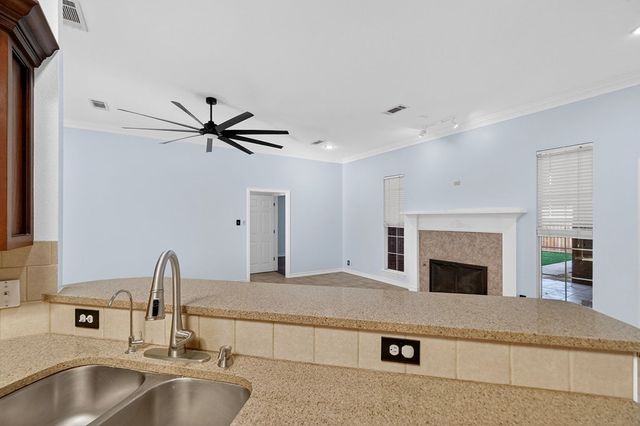 6008 Queens Court, Midland, TX 79707