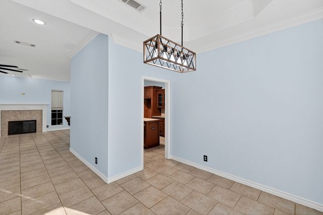 6008 Queens Court, Midland, TX 79707