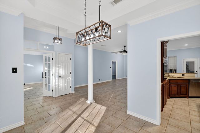 6008 Queens Court, Midland, TX 79707