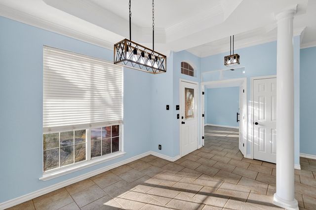 6008 Queens Court, Midland, TX 79707