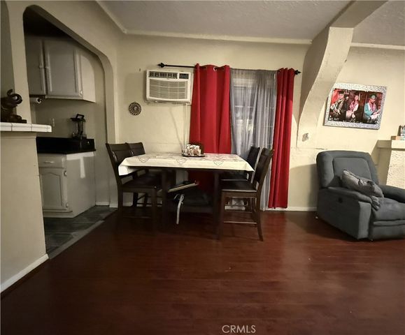 1524 E 75th, Los Angeles, CA 90001