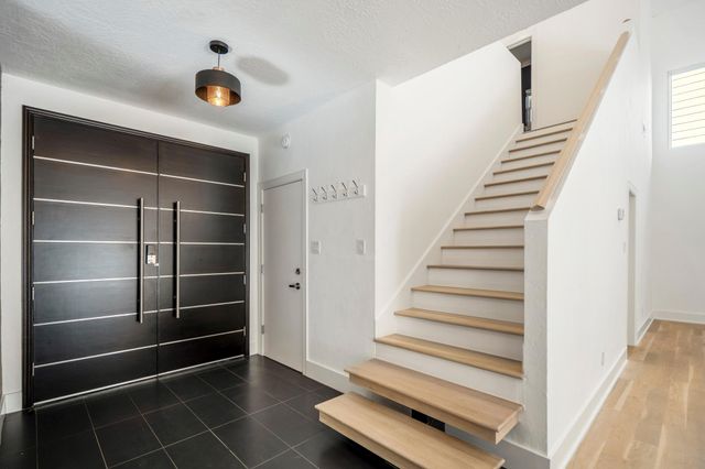 602 Birdsall Street, Houston, TX 77007