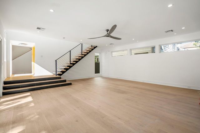 602 Birdsall Street, Houston, TX 77007