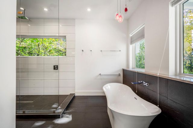 602 Birdsall Street, Houston, TX 77007