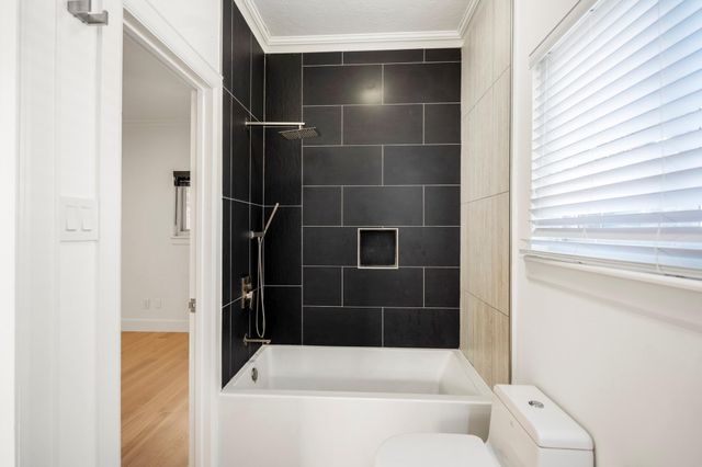 602 Birdsall Street, Houston, TX 77007