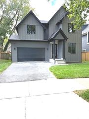 1917 Washington Avenue, Wilmette, IL 60091