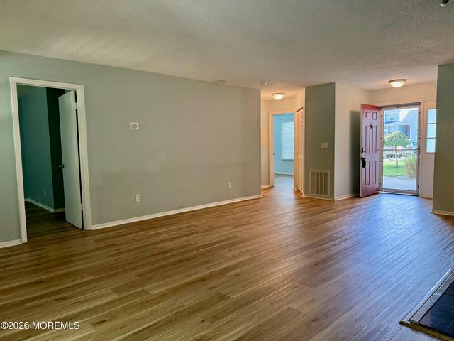 1216 Waters Edge Drive 1216, Toms River, NJ 08753