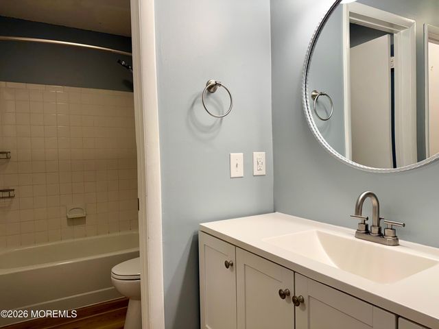 1216 Waters Edge Drive 1216, Toms River, NJ 08753
