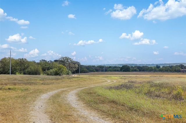 11915 FM 86, Lockhart, TX 78644